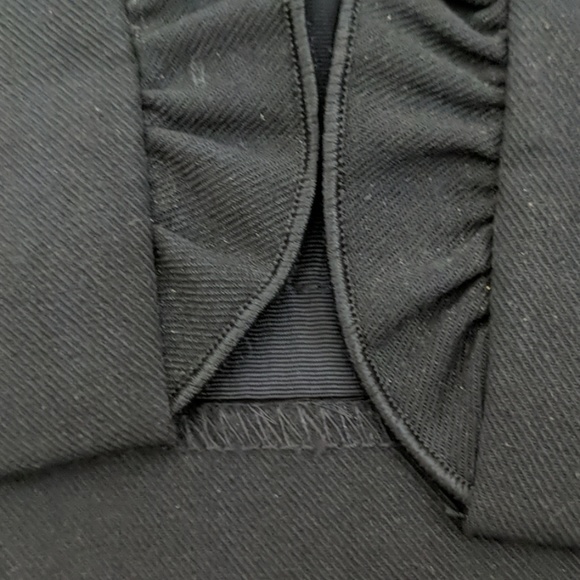 TRINA TURK * RUFFLE SPLIT PENCIL SKIRT - Picture 4 of 5